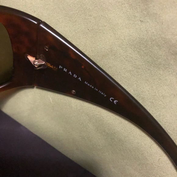 Sunglasses - Picture 2 of 4